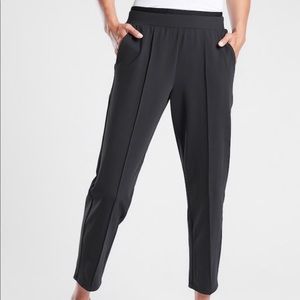 Athleta Black Venice Pintuck Commute Work Travel Athleisure Pant